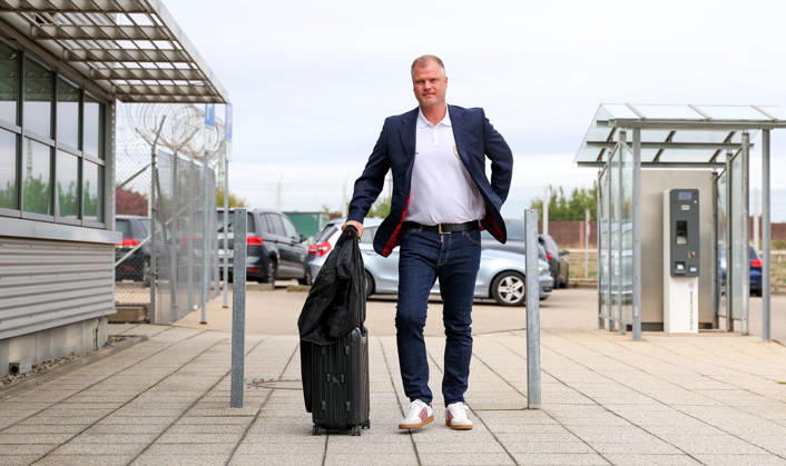 October 13, 2026, Stuttgart, Soccer, UEFA Champions League, 2026–2027 season, VfB Stuttgart flies to Bratislava, departure, Fabian Wohlgemuth