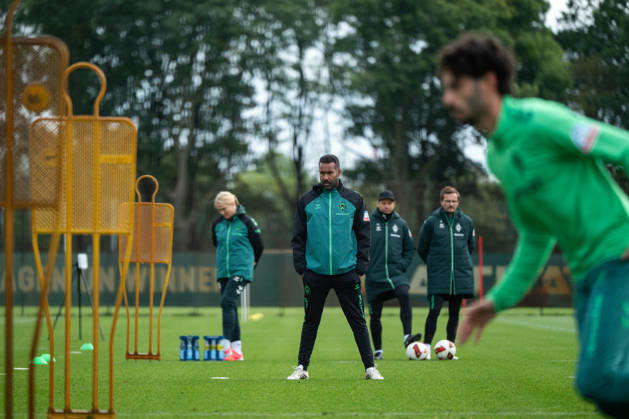 October 13, 2026, GER, Soccer, Men s, 1st Bundesliga, 2026–2027 season, Training, SV Werder Bremen, Daniel Thioune, Werder Bremen, Coach and coaching staff, previously Eren Dinkci, Werder Bremen, 18, Bremen Training Facility, Weserstadion, Bremen, Germany Copyright: xNordphoto Memmlerx