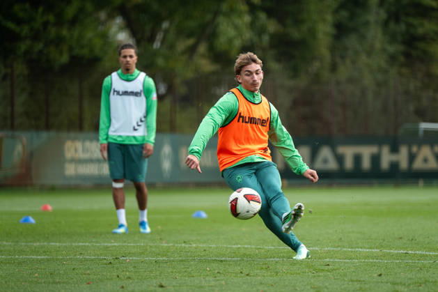 October 13, 2026, GER, Soccer, Men s, 1. Bundesliga, 2026–2027 Season, Practice, SV Werder Bremen, Chuki Werder Bremen, 20 on the Ball, Bremen Training Facility, Weserstadion, Bremen, Germany Copyright: xNordphoto Memmlerx