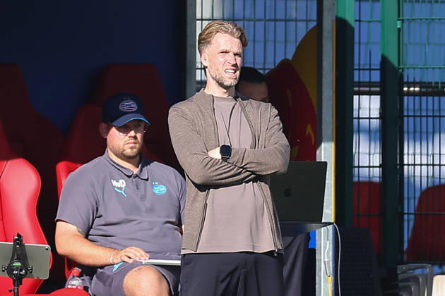 RB Leipzig U19 vs. PSV Eindhoven U19, UEFA Youth League, Leipzig, October 13, 2026, Cottaweg Training Center, Soccer, 2026–2027 Season, U19 Juniors, UEFA Youth League, Matchday 2, RB Leipzig U19 vs. PSV Eindhoven U19, Pictured: Coach Jasper Waalkens of Eindhoven, For editorial use only, UEFA regulations prohibit any use of photographs as image sequences and or quasi-video,