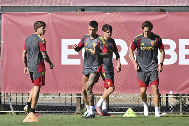 IPA89639260 - Gianluca Mancini of Roma during a training session ahead of the UEFA Champions League soccer match between AS Roma and Real Madrid, as well as the press conference, PK, Pressekonferenz and training at the Trigoria Training Center on October 13, 2026, in Rome, Italy. During the AS Roma press conference for the UEFA Champions League soccer match in Rome, Italy, on October 13, 2026  Copyright: xRobertoxRamaccia IPAxSportx xx IPA89639260 IPA89639260