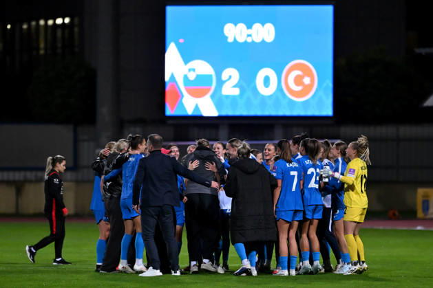 DOMZALE, SLOVENIA - OCTOBER 13: Team Slovenia celebrate win after the UEFA Women’s European Qualifiers for 2027 World Cup Play-offs Round 1, 2nd leg match between Slovenia and Turkey at Sports Park Domzale, Domzale on October 13, 2026 in Domzale, Slovenia. (Photo by Igor Kupljenik Sports Press Photo). Copyright: xIgorxKupljenikx xSPPx Sportspressphoto_SPR254322