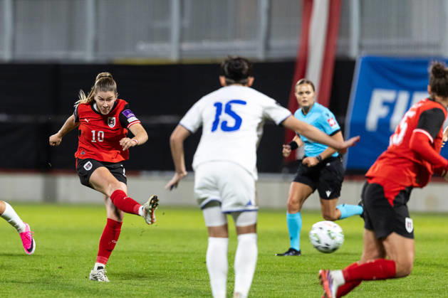 SOCCER - FIFA World Cup, WM, Weltmeisterschaft, Fussball 2027, quali, AUT vs KOS VIENNA,AUSTRIA,13.OCT.26 - SOCCER - FIFA Women s World Cup 2027, european qualifiers, OEFB international match, Länderspiel, Nationalmannschaft Austria vs Kosovo. Image shows Marie Hoebinger (AUT). GEPAxpictures xArminxRauthner