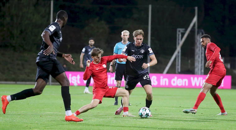 October 13, 2026, xfsx, Men s, Soccer, 2026–2027 Season, 3rd Division, Matchday 9: TSV Havelse vs. FC Würzburger Kickers; from left: Tarsis Bonga (FC Würzburger Kickers), Robin Velasco (TSV Havelse), Xaver Kiefersauer, FC Würzburger Kickers; Jesse Tugbenyo, TSV Havelse; Hannover, Eilenriedestadion, Lower Saxony, Germany