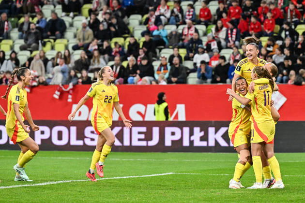 POLAND VS BELGIUM Amy Littel (3) of Belgium scores 1-1 and Belgium celebrate during a female soccer game between the national teams of Poland and Belgium , called the Red Flames , in the play-offs round 1 and 2nd leg for the European qualifiers , on Tuesday 13 October 2026 in Gdansk , POLAND . PHOTO SPORTPIX Stijn Audooren Sportpix.be Gdansk Polsat Plus Arena POLAND Copyright: xSportpix.bex xStijnxAudoorenxStijnxAudoorenx xSportpix.bex