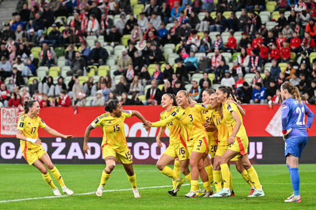 POLAND VS BELGIUM Amy Littel (3) of Belgium scores 1-1 and Belgium celebrate during a female soccer game between the national teams of Poland and Belgium , called the Red Flames , in the play-offs round 1 and 2nd leg for the European qualifiers , on Tuesday 13 October 2026 in Gdansk , POLAND . PHOTO SPORTPIX Stijn Audooren Sportpix.be Gdansk Polsat Plus Arena POLAND Copyright: xSportpix.bex xStijnxAudoorenxStijnxAudoorenx xSportpix.bex