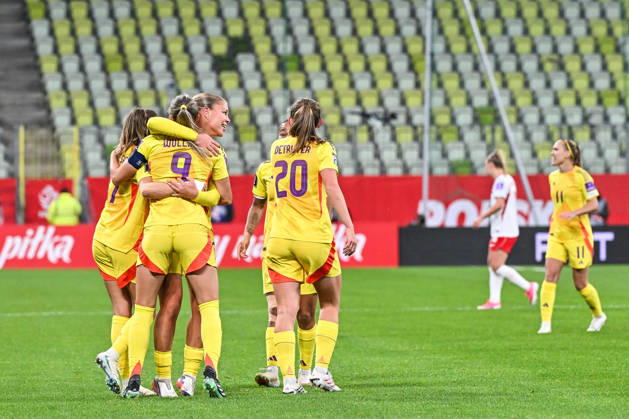 POLAND VS BELGIUM Amy Littel (3) of Belgium scores 1-1 and Belgium celebrate during a female soccer game between the national teams of Poland and Belgium , called the Red Flames , in the play-offs round 1 and 2nd leg for the European qualifiers , on Tuesday 13 October 2026 in Gdansk , POLAND . PHOTO SPORTPIX Stijn Audooren Sportpix.be Gdansk Polsat Plus Arena POLAND Copyright: xSportpix.bex xStijnxAudoorenxStijnxAudoorenx xSportpix.bex