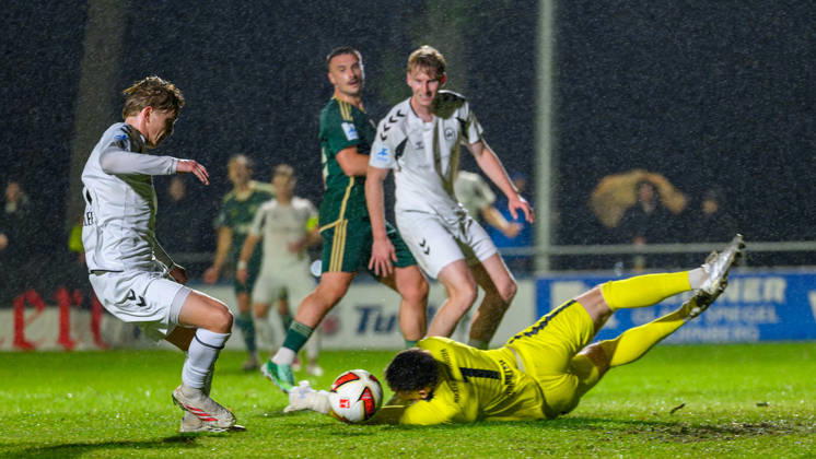 October 13, 2026 Soccer Season 2026–2027 Bavarian Regional League Matchday 14 SC Eltersdorf vs. SV Wacker Burghausen JoTe xjoxtex Louis Stegmiller 21, SV Wacker Burghausen Markus Schöller 1, SV Wacker Burghausen