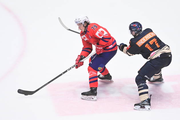 Ice hockey, Eishockey Champions League match: HC Dynamo Pardubice vs Vaxjo Lakers Hockey Club in Pardubice, Czech Republic, October 13, 2026. From left Miguel Tourigny of Pardubice and Morgan Anderberg of Vaxjo. (CTKxPhoto JosefxVostarek) CTKPhotoP2026101307668  CTKPhotoP2026101307668