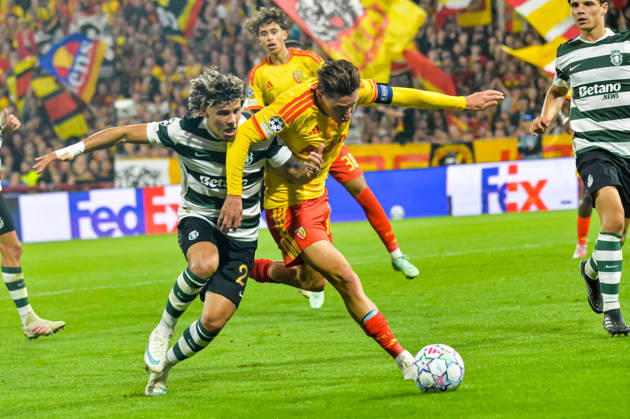 FOOTBALL : RC Lens vs Sporting Club Portugal - Ligue des Champions - Phase de Ligue - Journée 2 - 13 10 2026 Maxi Araujo (Sporting Club Portugal) Florian Thauvin (RC Lens) LensFrance Copyright: xBaptistexAutissierx