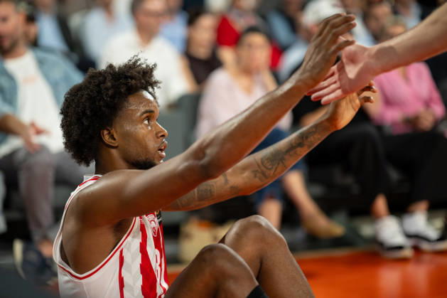 EuroLeague Round 5 match between Valencia Basket and Olympiacos Piraeu Jean Montero of Olympiacos Piraeus in action during the EuroLeague Round 5 match between Valencia Basket and Olympiacos Piraeu at Roig Arena, (Valencia ) on October 13, 2026. Copyright: xVicentexVidalxFernandezx