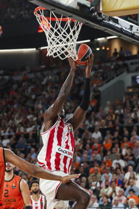 October 13, 2026, Valencia, Valencia, Spain: Mbaye Ndiaye of Olympiacos Piraeus in action during the Euroleague Basketball Regular Season Round 5 game between Valencia Basket and Olympiacos Piraeus Roster at Roig Arena on October 13, 2026 in Valencia, Spain. Valencia Spain - ZUMAa181 20261013_zaa_a181_064 Copyright: xIrinaxR.xHx
