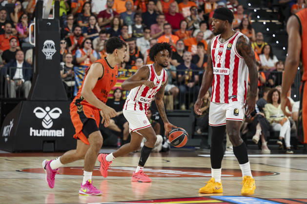 October 13, 2026, Valencia, Valencia, Spain: Jean Montero of Olympiacos Piraeus in action during the Euroleague Basketball Regular Season Round 5 game between Valencia Basket and Olympiacos Piraeus Roster at Roig Arena on October 13, 2026 in Valencia, Spain. Valencia Spain - ZUMAa181 20261013_zaa_a181_067 Copyright: xIrinaxR.xHx