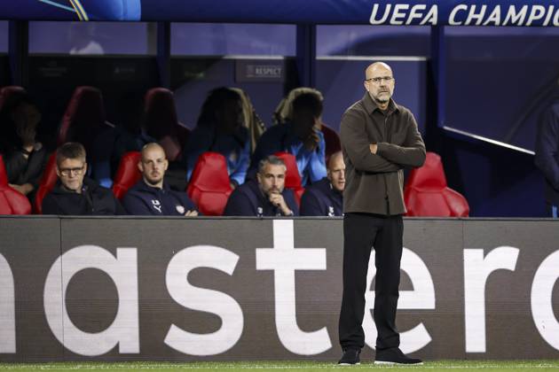 LEIPZIG - PSV Eindhoven coach Peter Bosz during the UEFA Champions League match between RB Leipzig and PSV Eindhoven at the RB Arena on October 13, 2026 in Leipzig, Germany. MAURICE VAN STEEN ANP xVIxANPxSportx xxANPxIVx 572354194 originalFilename: 572354194