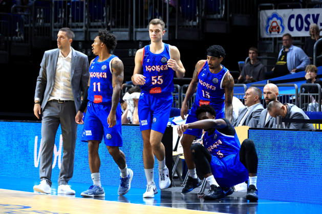 October 13, 2026, Germany, GER, DEU, Basketball, Champions League (BCL), Day 1, 2026–2027 Season, Berlin, ALBA Berlin vs. Igokea HEAD COACH Nenad Stefanovic (Igokea), Nate Pierre Louis, Igokea 11, Igokea players, Nikola Manojlovic, Igokea 55, Roman Penn, Igokea 13, Joel Armotrading, Igokea 3, nordphoto GmbH, Engler, Berlin, Uber Arena, Berlin, Germany Copyright: xNordphotox xEnglerx