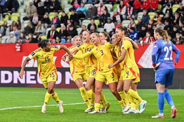 POLAND VS BELGIUM Amy Littel (3) of Belgium scores 1-1 and Belgium celebrate during a female soccer game between the national teams of Poland and Belgium , called the Red Flames , in the play-offs round 1 and 2nd leg for the European qualifiers , on Tuesday 13 October 2026 in Gdansk , POLAND . PHOTO SPORTPIX Stijn Audooren Sportpix.be Gdansk Polsat Plus Arena POLAND Copyright: xSportpix.bex xStijnxAudoorenxStijnxAudoorenx xSportpix.bex