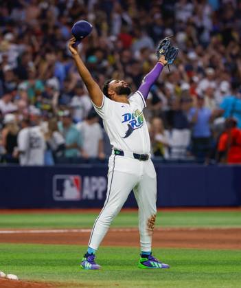 October 13, 2026, St. Petersburg, Florida, USA: Tampa Bay Rays third baseman JUNIOR CAMINERO (13) celebrates, when the Rays defeat the Cleveland Guardians, 3-1, during the end of the game at Tropicana Field on Tuesday, Oct. 13, 2026, in St. Petersburg. Rays won Game 2: 3:1. MLB, Baseball Herren, USA 2026: Tampa Bay Rays 3:1 Cleveland Guardians - ZUMAs70_ 20261013_zan_s70_114 Copyright: xJeffereexWoox