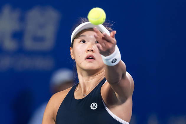 2026 WTA, Tennis Damen Wuhan Open: Hanyu Guo Vs Katie Volynets in wuhan, China - 14 Oct 2026 Hanyu Guo of China plays against Katie Volynets of USA ( not in view) during the Wuhan Open final match at the Optics Valley International Tennis Center. Hanyu Guo defeated Katie Volynets with a score of 6-4, 4-6, 7-6. wuhan China Copyright: xRenxYongx xSOPAxImagesx DSC01456