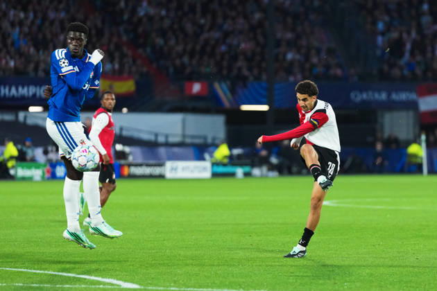 UEFA Champions League: Feyenoord Rotterdam v Como 1907 Rotterdam - Oussama Targhalline of Feyenoord during the MD 2 League Phase competition round of the 2026 2027 UEFA Champions League season. The match is set between Feyenoord Rotterdam and Como 1907 at Stadion Feijenoord on 14 October 2026 in Rotterdam, Netherlands. Copyright: xYannickxVerhoevenx