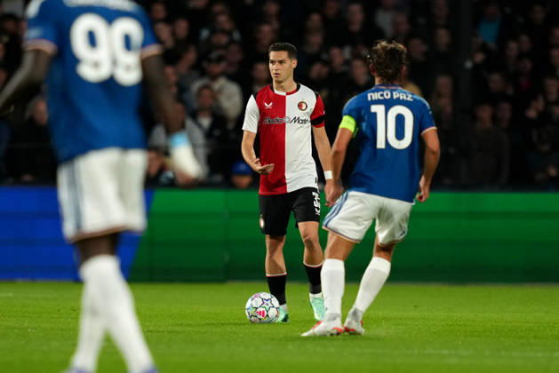 UEFA Champions League: Feyenoord Rotterdam v Como 1907 Rotterdam - Mika Marmol of Feyenoord Rotterdam dribbles during the League Phase MD2 competition round of the 2026 2027 UEFA Champions League season. The match is set between Feyenoord Rotterdam and Como 1907 at Stadion Feijenoord on 14 October 2026 in Rotterdam, Netherlands. (Hero Images Danny de Groot) Copyright: xDannyxdexGrootx