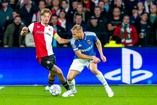 ROTTERDAM , 14-10-2026 , Stadium Feijenoord (De Kuip) , season 2026 2027 , UEFA Champions League League Phase , match between Feyenoord and Como 1907 , Picture shows Feyenoord player Luciano Valente Feyenoord - Como  x208365400x Copyright: