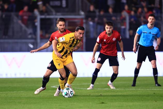 Petros Bagkalianis (Alemannia Aachen, No. 02) in a tackle with Lukas Schleimer (SV Wehen Wiesbaden, No. 07), GER, SV Wehen Wiesbaden vs. Alemannia Aachen, soccer, 3. Liga, Matchday 9, 2026–2027 season, October 14, 2026 DFB regulations prohibit any use of photographs as image sequences and or quasi-video GER, SV Wehen Wiesbaden vs. Alemannia Aachen, soccer, 3rd Division, Matchday 9, 2026–2027 season, October 14, 2026, Wiesbaden Copyright: xEibner-Pressefoto RenexWeissx EP_RWS