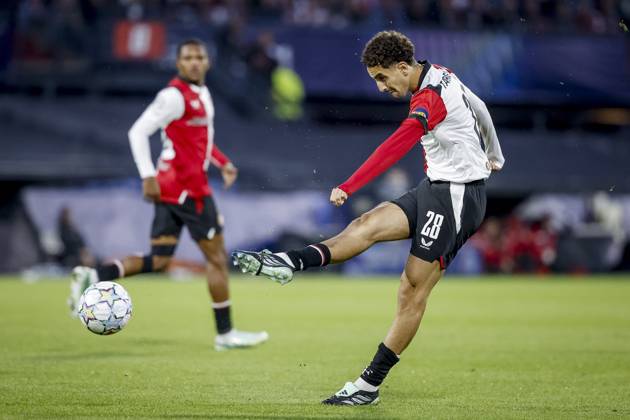 ROTTERDAM - Oussama Targhalline of Feyenoord shoots at goal during the UEFA Champions League match between Feyenoord and Como at Feyenoord stadium De Kuip, on 12 October 2026 in Rotterdam, the Netherlands. BAS CZERWINSKI ANP xVIxANPxSportx xxANPxIVx 572432294 originalFilename: 572432294.jpg