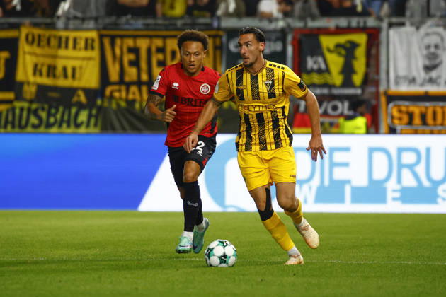 October 14, 2026, xavx, Soccer 3rd Division, SV Wehen Wiesbaden vs. Alemannia Aachen, Roberto Massimo (SV Wehen Wiesbaden), Petros Bagkalianis (Alemannia Aachen), Wiesbaden