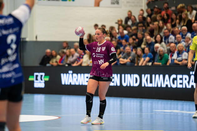 HSG Blomberg Lippe (GER) vs. HC Leipzig (GER), Handball, Women s Handball Bundesliga 1, Matchday 6, 2026–2027 Season, Blomberg, October 14, 2026: Lara Tauchmann of HC Leipzig, No. 28, during a play-up at the Blomberg Synflex Arena on Ulmenallee, Germany