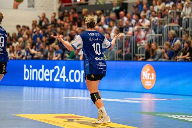 HSG Blomberg Lippe GER vs. HC Leipzig GER, Handball, Women s Handball Bundesliga 1, Matchday 6, 2026–2027 Season, Blomberg, October 14, 2026; Maxi Muehlner of HSG Blomberg Lippe, No. 10, complains at the Blomberg Synflex Arena on Ulmenallee, Germany