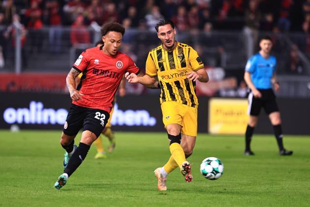 Petros Bagkalianis of Alemannia Aachen, No. 02, in a tackle with Roberto Massimo of SV Wehen Wiesbaden, No. 22 (GER), SV Wehen Wiesbaden vs. Alemannia Aachen, soccer, 3. Liga, Matchday 9, 2026–2027 season, October 14, 2026 DFB regulations prohibit any use of photographs as image sequences and or quasi-video GER, SV Wehen Wiesbaden vs. Alemannia Aachen, soccer, 3rd Division, Matchday 9, 2026–2027 season, October 14, 2026, Wiesbaden Copyright: xEibner-Pressefoto RenexWeissx EP_RWS