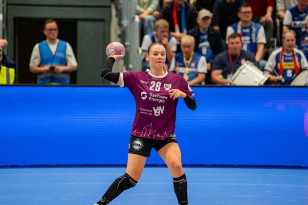 HSG Blomberg Lippe (GER) vs. HC Leipzig (GER), Handball, Women s Handball Bundesliga 1, Matchday 6, 2026–2027 Season, Blomberg, October 14, 2026: Lara Tauchmann of HC Leipzig, No. 28, during a play-up at the Blomberg Synflex Arena on Ulmenallee, Germany