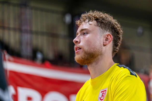 Hannes Hermann of SSV Jahn Regensburg, No. 01, reacts with disappointment after the 2–2 draw. GER, SC Verl vs. SSV Jahn Regensburg, Soccer, 3rd Division, Matchday 9, 2026–2027 season, October 14, 2026 DFL regulations prohibit any use of photographs as image sequences and or quasi-video GER, SC Verl vs. SSV Jahn Regensburg, soccer, 3rd League, Matchday 9, 2026–2027 season, October 14, 2026, Verl Copyright: xEibner-Pressefoto JanxRollingerx EP_JSK