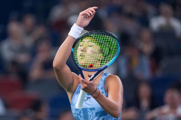 October 14, 2026, Wuhan, Hubei, China: Ann Li of USA plays against with Aryna Sabalenka of Belarus ( not in view) during the Wuhan Open final match at the Optics Valley International Tennis Center. Ann li defeated Aryna Sabalenka with a score of 3-6, 6-4, 7-6. Wuhan China - ZUMAs197 20261014_aaa_s197_244 Copyright: xRenxYongx