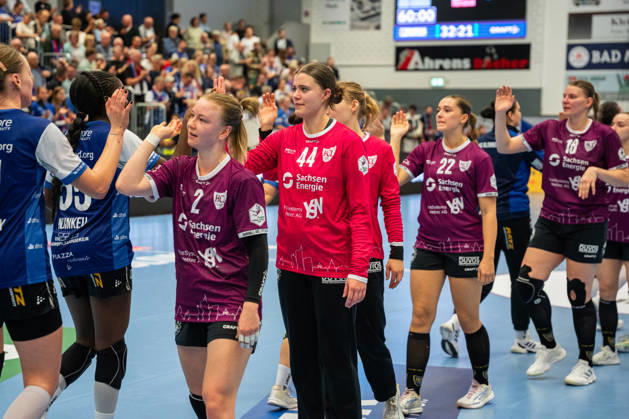HSG Blomberg Lippe GER vs. HC Leipzig GER, Handball, Women s Handball Bundesliga 1, Matchday 6, 2026–2027 Season, Blomberg, Jan. 14, 2026—Janine Fleischer of HC Leipzig, 44, following the loss to HSG Blomberg Lippe (GER) at the Blomberg Synflex Arena on Ulmenallee, Germany