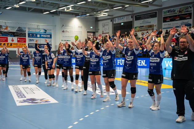 HSG Blomberg Lippe GER vs. HC Leipzig GER, Handball, Women s Handball Bundesliga 1, Matchday 6, 2026–2027 Season, Blomberg, October 14, 2026 The players of HSG Blomberg Lippe GER celebrate after their victory over HC Leipzig GER at the Blomberg Synflex Arena on Ulmenallee, Germany