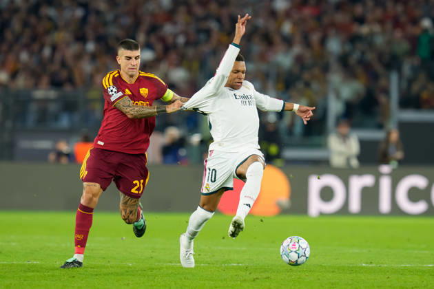 AS Roma v Real Madrid C.F. - UEFA Champions League 2026 27 League Phase MD2 Kylian Mbappe of Real Madrid CF and Gianluca Mancini of AS Roma compete for the ball during the AS Roma v Real Madrid C.F. - UEFA Champions League 2026 27 League Phase MD2 at Stadio Olimpico on October 14, 2026 in Rome, Italy Rome Stadio Olimpico Lazio Italy Copyright: xGiuseppexMaffiax 261014_UCL_Roma-RealMadrid_GM_09716