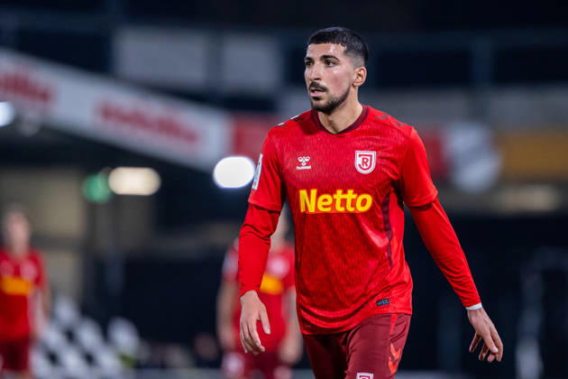 Nassim Boujellab, SSV Jahn Regensburg, 10 GER, SC Verl vs. SSV Jahn Regensburg, Soccer, 3rd Division, Matchday 9, 2026–2027 Season, October 14, 2026 DFL regulations prohibit any use of photographs as image sequences and or quasi-video GER, SC Verl vs. SSV Jahn Regensburg, Soccer, 3rd Division, Matchday 9, 2026–2027 season, October 14, 2026, Verl Copyright: xEibner-Pressefoto JanxRollingerx EP_JSK