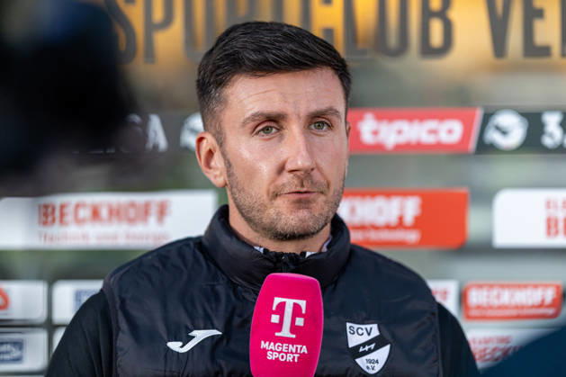 Interview with Head Coach Orest Shala on Magenta Sport GER, SC Verl vs. SSV Jahn Regensburg, Soccer, 3rd Division, Matchday 9, 2026–2027 Season, October 14, 2026 DFL regulations prohibit the use of photographs as image sequences and or quasi-video GER, SC Verl vs. SSV Jahn Regensburg, Soccer, 3rd League, Matchday 9, 2026–2027 season, October 14, 2026, Verl Copyright: xEibner-Pressefoto JanxRollingerx EP_JSK