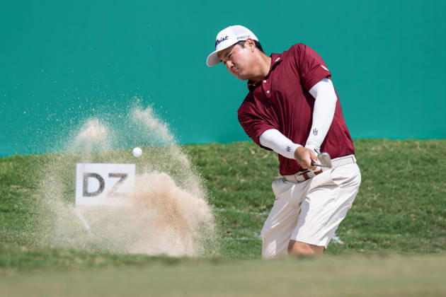 October 15, 2026, Coloane, Macao Sar, China: USA s, Sihwan KIM on the 18th Green .Opening Round in the Macao Open Golf at Macau Golf & Country Club. Macau Open Golf Rd 1  - ZUMAr144 20261015_zap_r144_136 Copyright: xJaynexRussellx