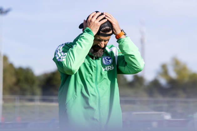 October 15, 2026, Soccer, FC Schalke 04 practice; Coach Miron Muslic; FC Schalke 04 is at a loss; Gelsenkirchen; FC Schalke 04 training facility; North Rhine-Westphalia, Germany; xRHR; PHOTO YYx Copyright: RHR-FOTOx RHR-FOTO YY