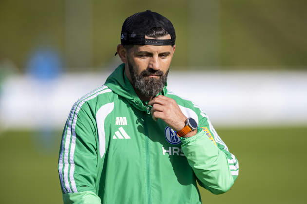 October 15, 2026, Soccer, FC Schalke 04 practice; Coach Miron Muslic; FC Schalke 04, Gelsenkirchen; FC Schalke 04 training facility; North Rhine-Westphalia, Germany; xRHR PHOTO YYx Copyright: RHR-FOTOx RHR-FOTO YY