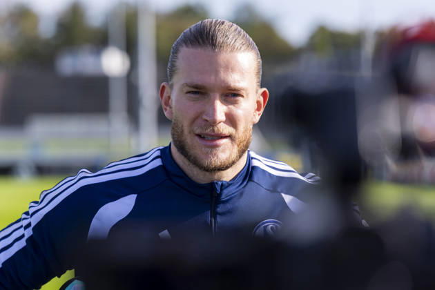 October 15, 2026, Soccer, FC Schalke 04 Training Session, Media Round with Goalkeeper Loris Karius, FC Schalke 04, Gelsenkirchen, FC Schalke 04 Training Facility, North Rhine-Westphalia, Germany, xRHR, PHOTO YYx Copyright: RHR-FOTOx RHR-FOTO YY