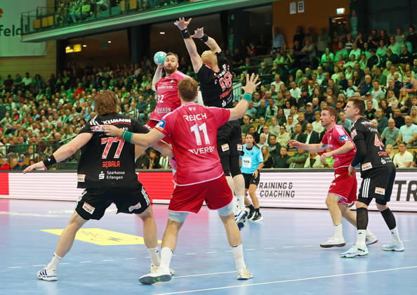 October 15, 2026, xovx, Opel Handball Bundesliga, HSG Wetzlar vs. HC Erlangen: Maciej Gebala (HC Erlangen), Nikolaj Laesö (HSG Wetzlar), Petter Överby (HSG Wetzlar), Sebastian Firnhaber (HC Erlangen), Dominik Mappes (HSG Wetzlar), Christoph Steinert (HC Erlangen); Wetzlar, Buderus Arena, Hesse, Germany, DE