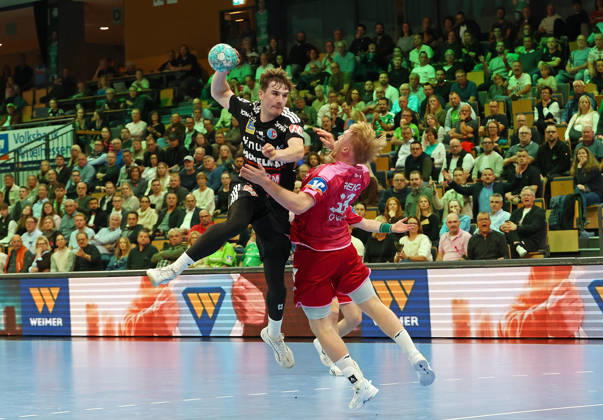 October 15, 2026, xovx, Opel Handball Bundesliga, HSG Wetzlar vs. HC Erlangen, Yannik Bialowas (HC Erlangen), Georg Löwen (HSG Wetzlar), Buderus Arena, Wetzlar, Hesse, Germany, DE