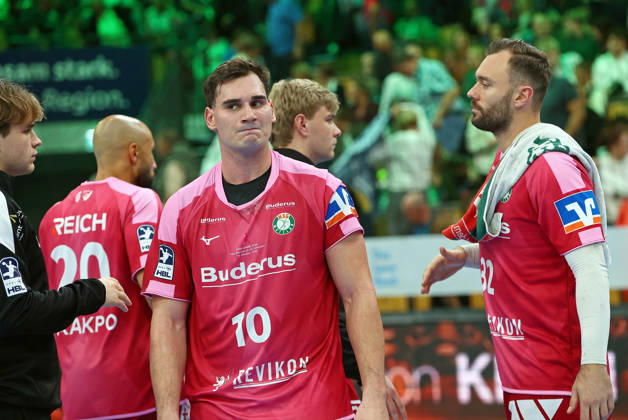 October 15, 2026, xovx, Opel Handball Bundesliga, HSG Wetzlar vs. HC Erlangen: Hendrik Pantel (HSG Wetzlar), Cyrill Akakpo (HSG Wetzlar), Josip Simic (HSG Wetzlar), Tristan Kirschner (HSG Wetzlar) and Nikolaj Laesö (HSG Wetzlar) look disappointed after the 30–34 loss to HC Erlangen at the Buderus Arena in Wetzlar, Hesse, Germany (DE)