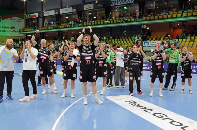 October 15, 2026, xovx, Opel Handball Bundesliga, HSG Wetzlar vs. HC Erlangen The HC Erlangen players celebrate their 34–30 victory in Wetzlar Wetzlar Buderus Arena Hesse Germany DE