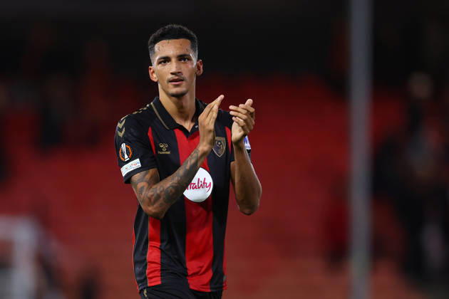 Bournemouth, England, 15th October 2026. Alvaro Rodriguez of AFC Bournemouth applauds the fans after the AFC Bournemouth vs Sturm Graz UEFA Europa League match at the Vitality Stadium, Bournemouth. Picture credit should read: Paul Terry Sportimage EDITORIAL USE ONLY. No use with unauthorised audio, video, data, fixture lists, club league logos or live services. Online in-match use limited to 120 images, no video emulation. No use in betting, games or single club league player publications. SPI_092_PT_Bournemouth_Sturm_Graz SPI-5072-0092
