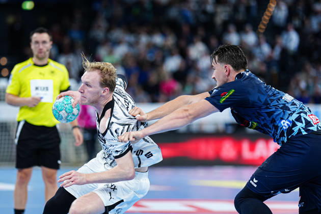Eric Johansson, THW Kiel, 21, Robert Timmermeister, Rhein Neckar Löwen, 07 GER, THW Kiel vs. Rhein Neckar Löwen, Handball, 1st Bundesliga, Matchday 9, 2026–2027 Season, October 15, 2026 GER, THW Kiel vs. Rhein Neckar Löwen, Handball, 1st Bundesliga, Matchday 9, 2026–2027 Season, October 15, 2026 Kiel Copyright: xEibner-Pressefoto MarcelxvonxFehrnx EP_MFN