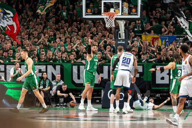 Zalgiris Kaunas vs Anadolu Efes Istanbul - EuroLeague Jonas Valanciunas reacts during the EuroLeague basketball match between Zalgiris Kaunas and Anadolu Efes Istanbul at Zalgiris Arena in Kaunas, Lithuania. Kaunas Kaunas Lithuania